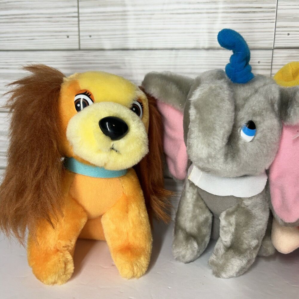 Vintage Walt Disney Plush Lady, Dumbo, Pinocchio, Bambi, Donald Duck from 1985 - Picture 4 of 16